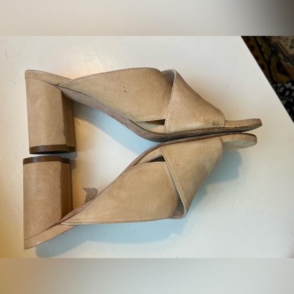 Stuart Weitzman Galene Suede Block Heel Sandals 7.5 - Picture 7 of 11